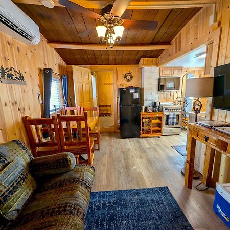 Yellowstone'S Treasure Cabins Gardiner Exterior foto